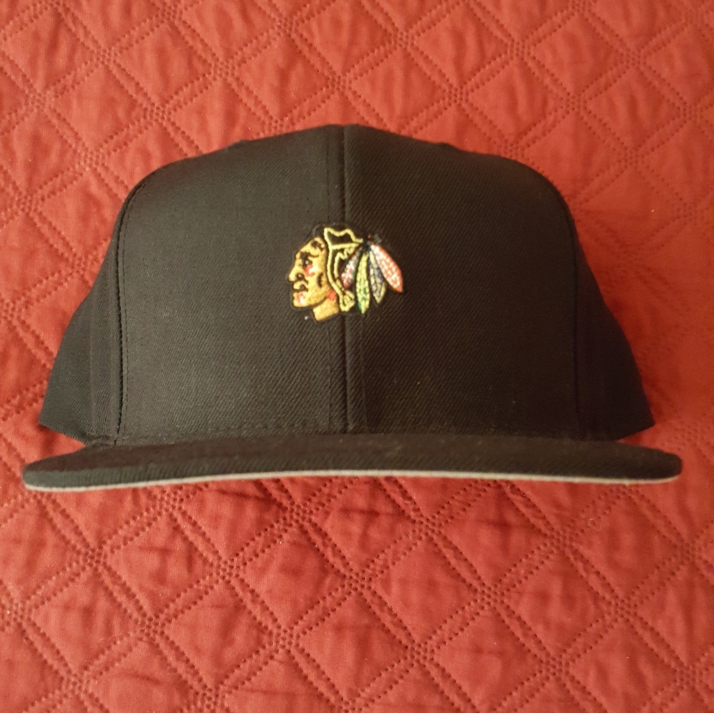 Small Face Blackhawks M&N snapback cap